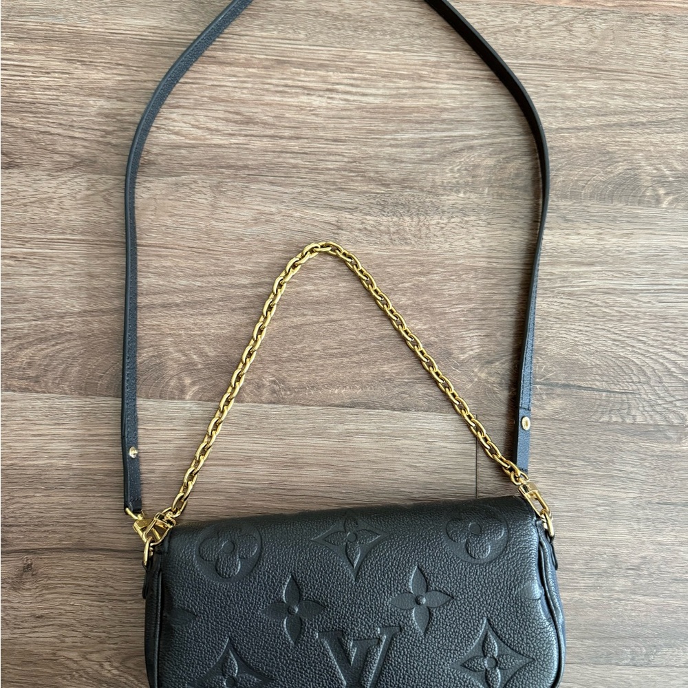 Louis Vuitton Wallet on Chain Ivy - Picture 7 of 7